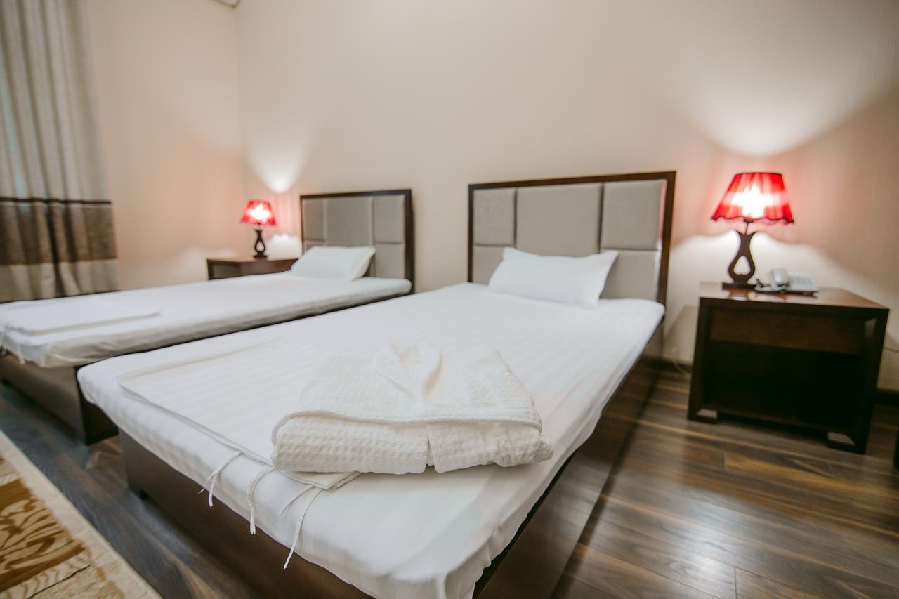 Hotel Inju Тараз Екстер'єр фото